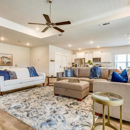 Villa Newly Built Gulf Coast Getaway Near Pensacola!